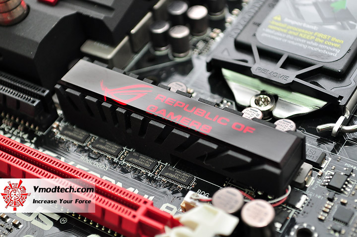 dsc 0180 ASUS ROG MAXIMUS V FORMULA with 3rd Generation Intel® Core™ i5 3570K Retail Box