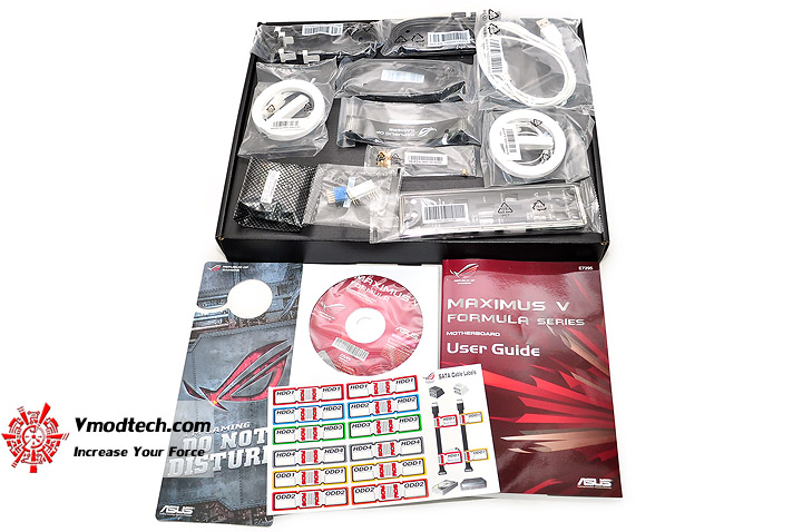 dsc 0226 ASUS ROG MAXIMUS V FORMULA with 3rd Generation Intel® Core™ i5 3570K Retail Box