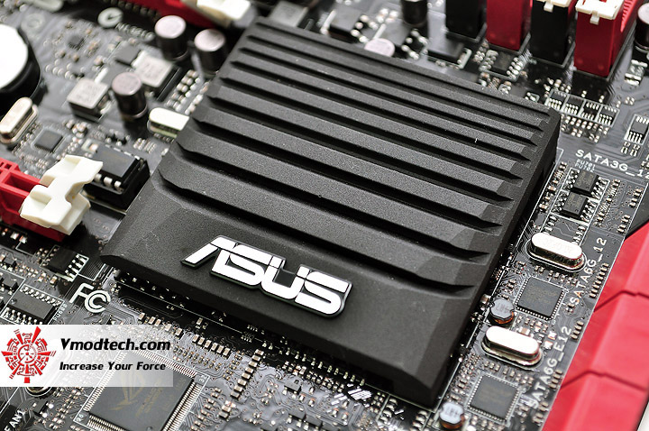 dsc 01833 ASUS ROG MAXIMUS V FORMULA with 3rd Generation Intel® Core™ i5 3570K Retail Box