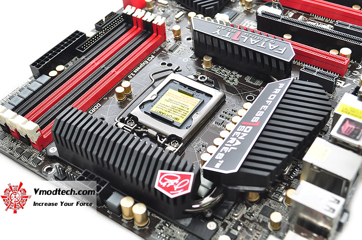 dsc 0136 ASROCK FATAL1TY Z77 PROFESSIONAL Motherboard Review