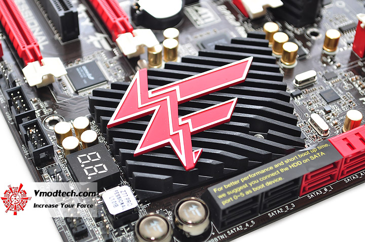 dsc 0138 ASROCK FATAL1TY Z77 PROFESSIONAL Motherboard Review