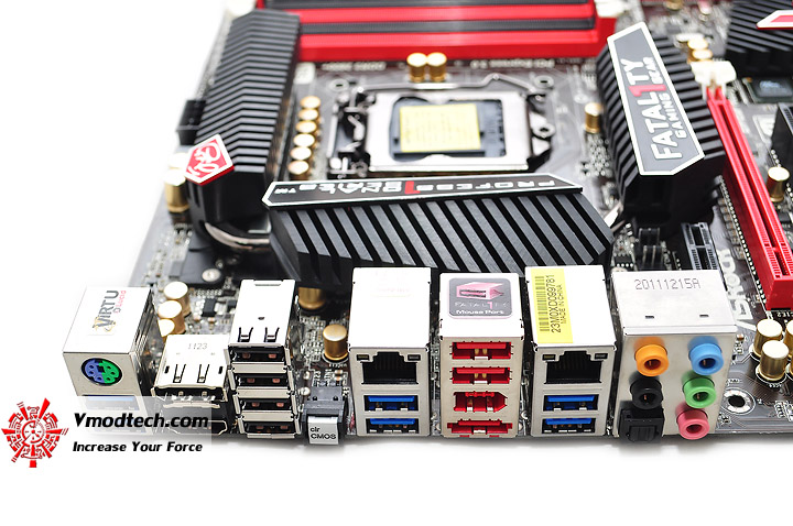 dsc 0148 ASROCK FATAL1TY Z77 PROFESSIONAL Motherboard Review