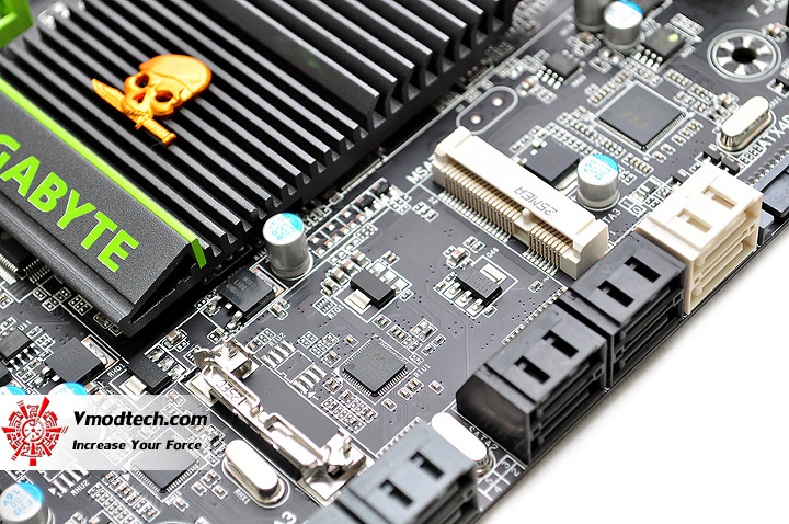 dsc_0993 dsc 0993 GIGABYTE G1.Sniper 3 Motherboard Review