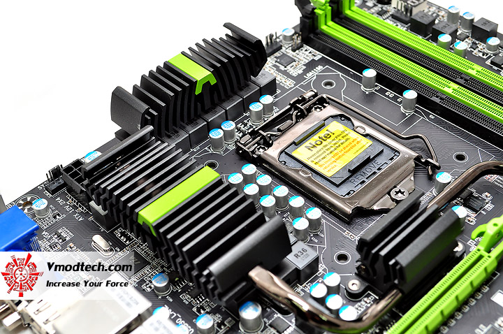 dsc_1008 dsc 1008 GIGABYTE G1.Sniper 3 Motherboard Review