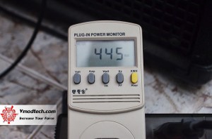 dsc 2194 300x198 EVGA GEFORCE GTX 670 Review