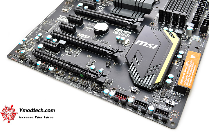 dsc 0171 MSI Big Bang Z77 MPower Motherboard Review