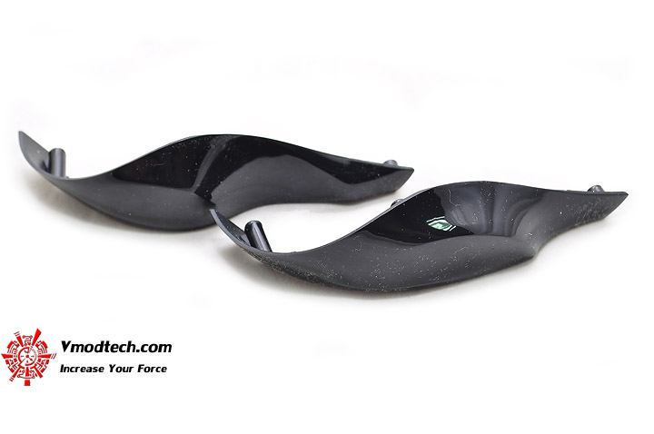 dsc 0740 Razer NAGA 2012 Expert MMO Gaming Mouse