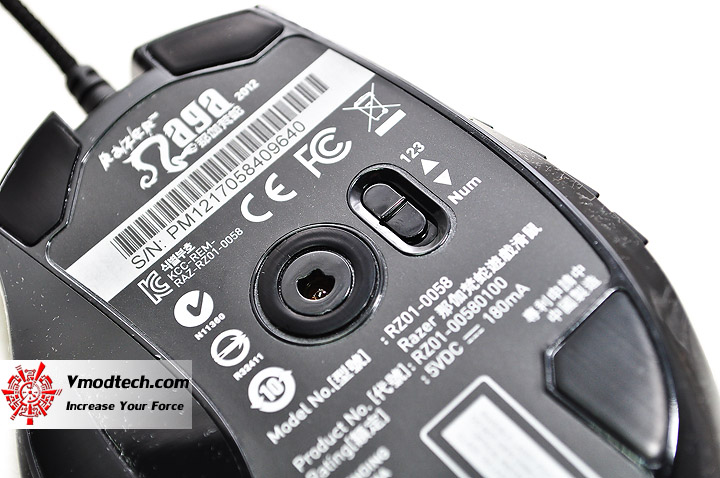 dsc 0778 Razer NAGA 2012 Expert MMO Gaming Mouse