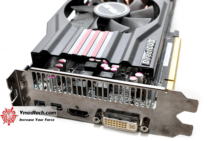 dsc 0857 ASUS AMD HD7870 DirectCU II TOP Review