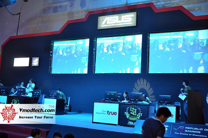 dsc 0305 ASUS @ BIG FESTIVAL 2012