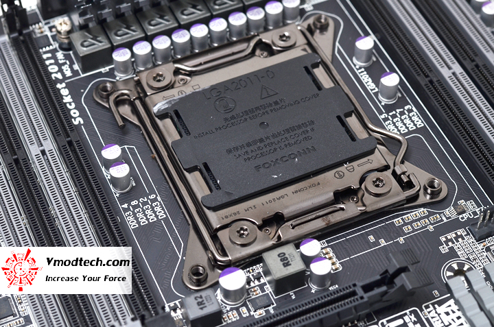 dsc_2002 dsc 2002 GIGABYTE X79 UP4 MOTHERBOARD Review