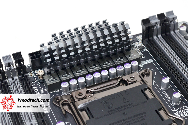 dsc_2003 dsc 2003 GIGABYTE X79 UP4 MOTHERBOARD Review