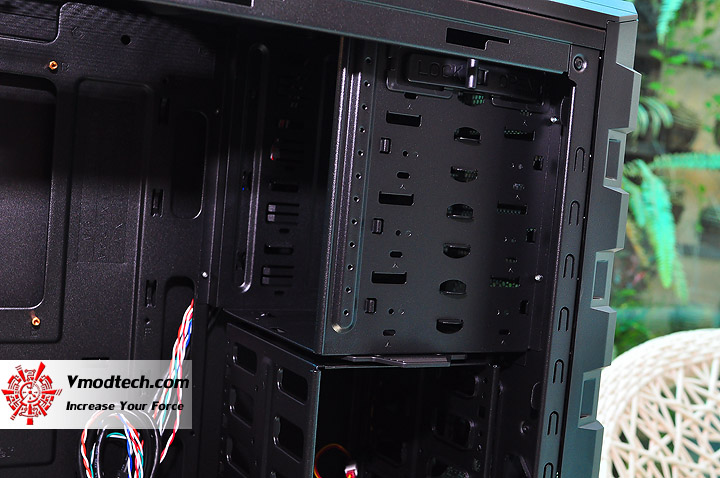 dsc 0318 COOLER MASTER HAF 912 Chassis Review