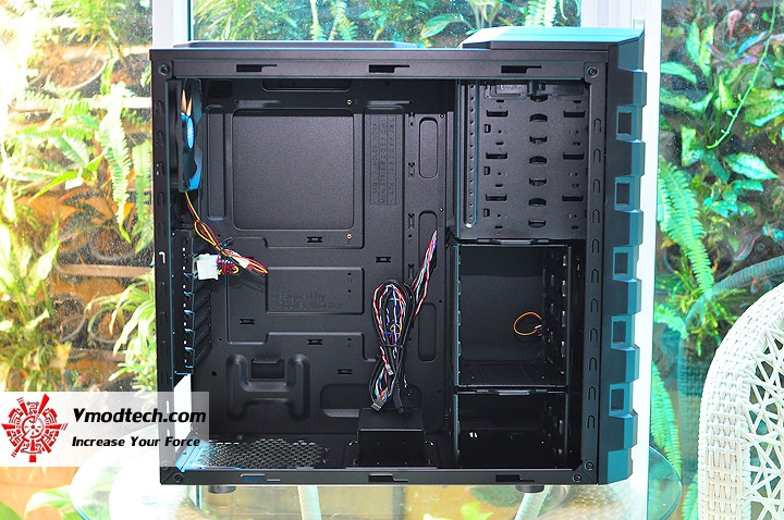 dsc 0334 COOLER MASTER HAF 912 Chassis Review