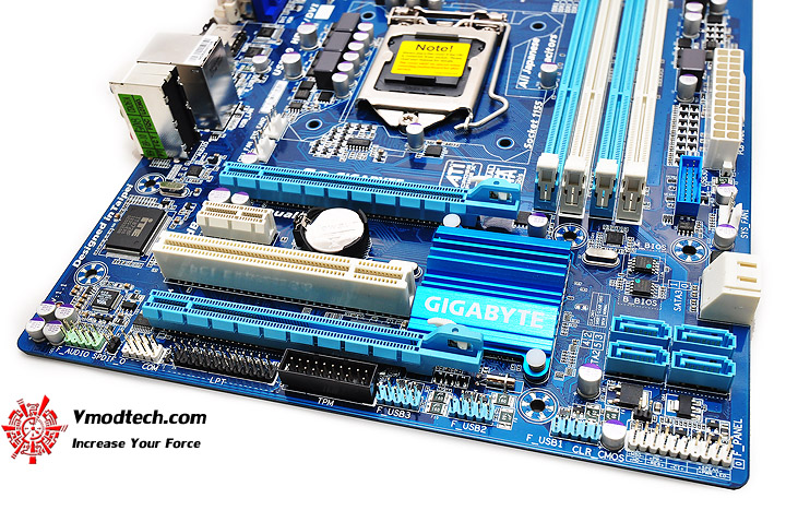 dsc 0466 GIGABYTE GA H77M D3H Micro ATX Motherboard Review