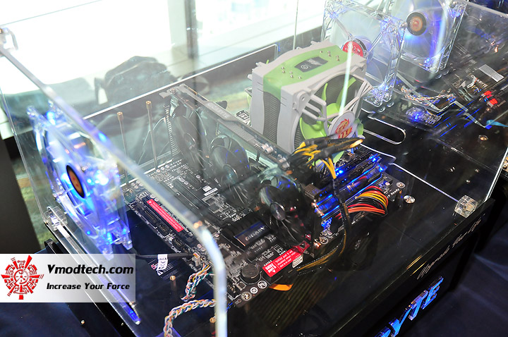 dsc 0833 บรรยากาศงาน GIGABYTE E Sport Tournament 2013 (GEST) “GIGABYTE MINESKI PRO GAMING LEAGUE 2013”