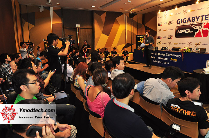 dsc 0836 บรรยากาศงาน GIGABYTE E Sport Tournament 2013 (GEST) “GIGABYTE MINESKI PRO GAMING LEAGUE 2013”