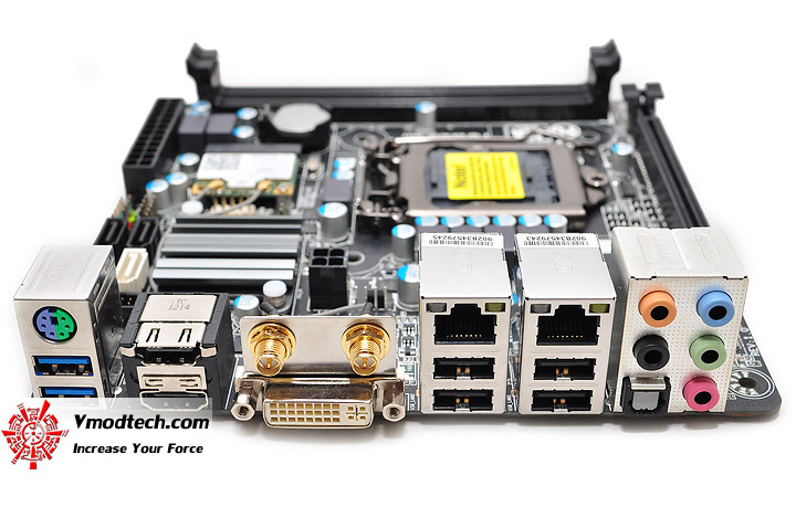 dsc 0792 GIGABYTE GA H77N WIFI Mini ITX Motherboard Review
