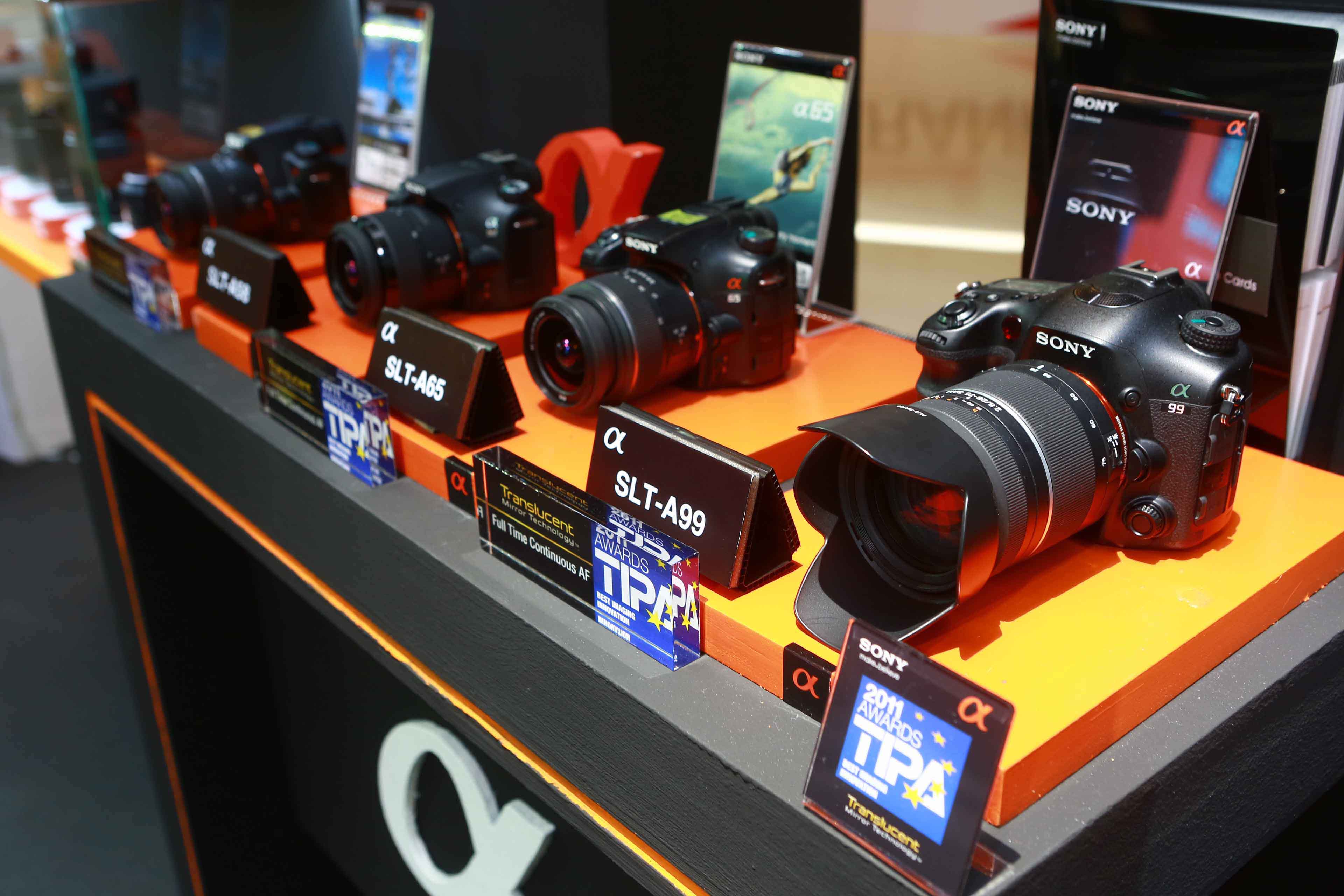 pic_sony-new-camera_008 pic sony new camera 008 โซนี่ไทย ชวนสัมผัสประสบการณ์ใหม่ของการถ่ายภาพ ในงานเปิดตัวกล้องมิเรอร์เลส “NEX 3N” และ กล้อง D SLT A58”