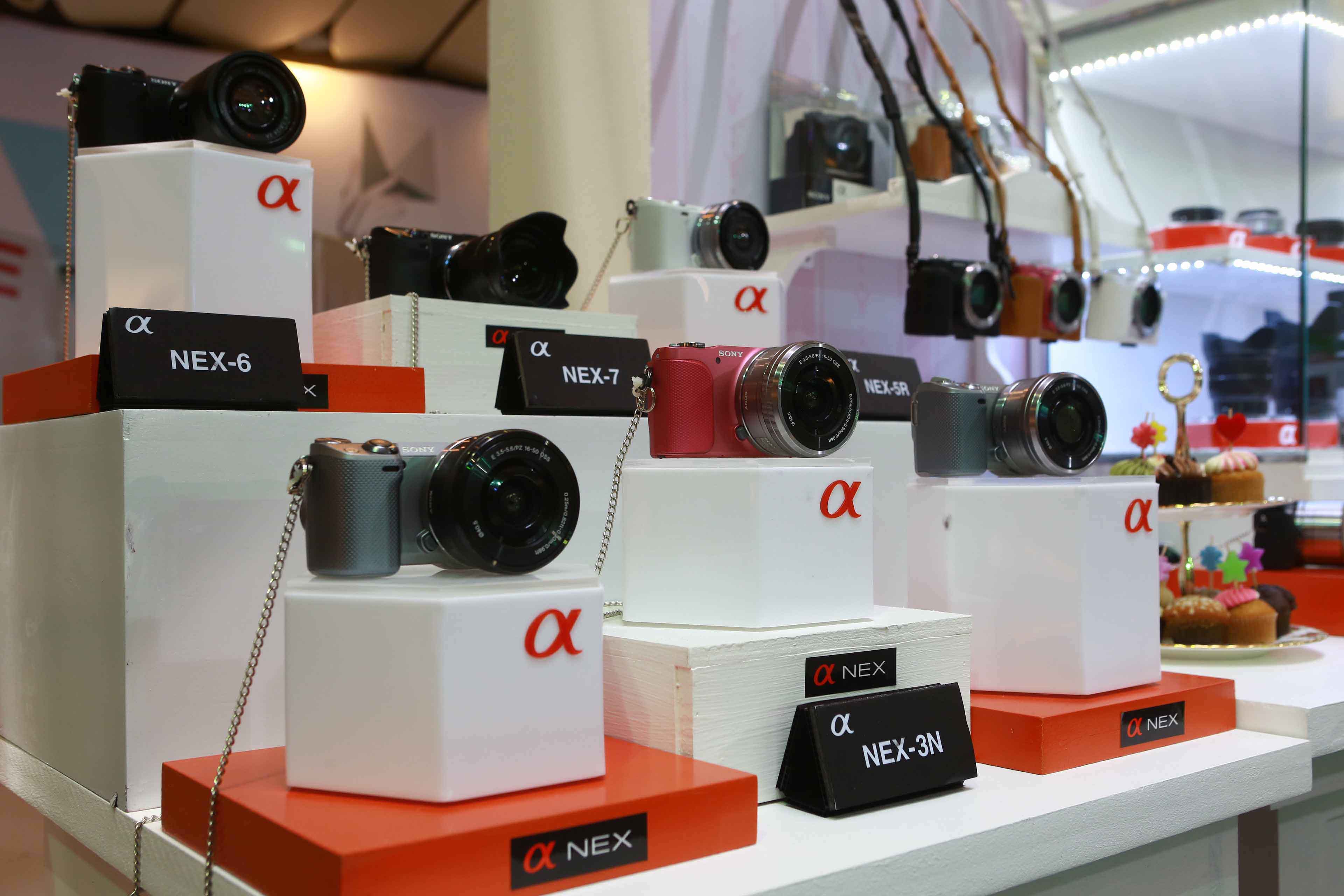 pic_sony-new-camera_009 pic sony new camera 009 โซนี่ไทย ชวนสัมผัสประสบการณ์ใหม่ของการถ่ายภาพ ในงานเปิดตัวกล้องมิเรอร์เลส “NEX 3N” และ กล้อง D SLT A58”