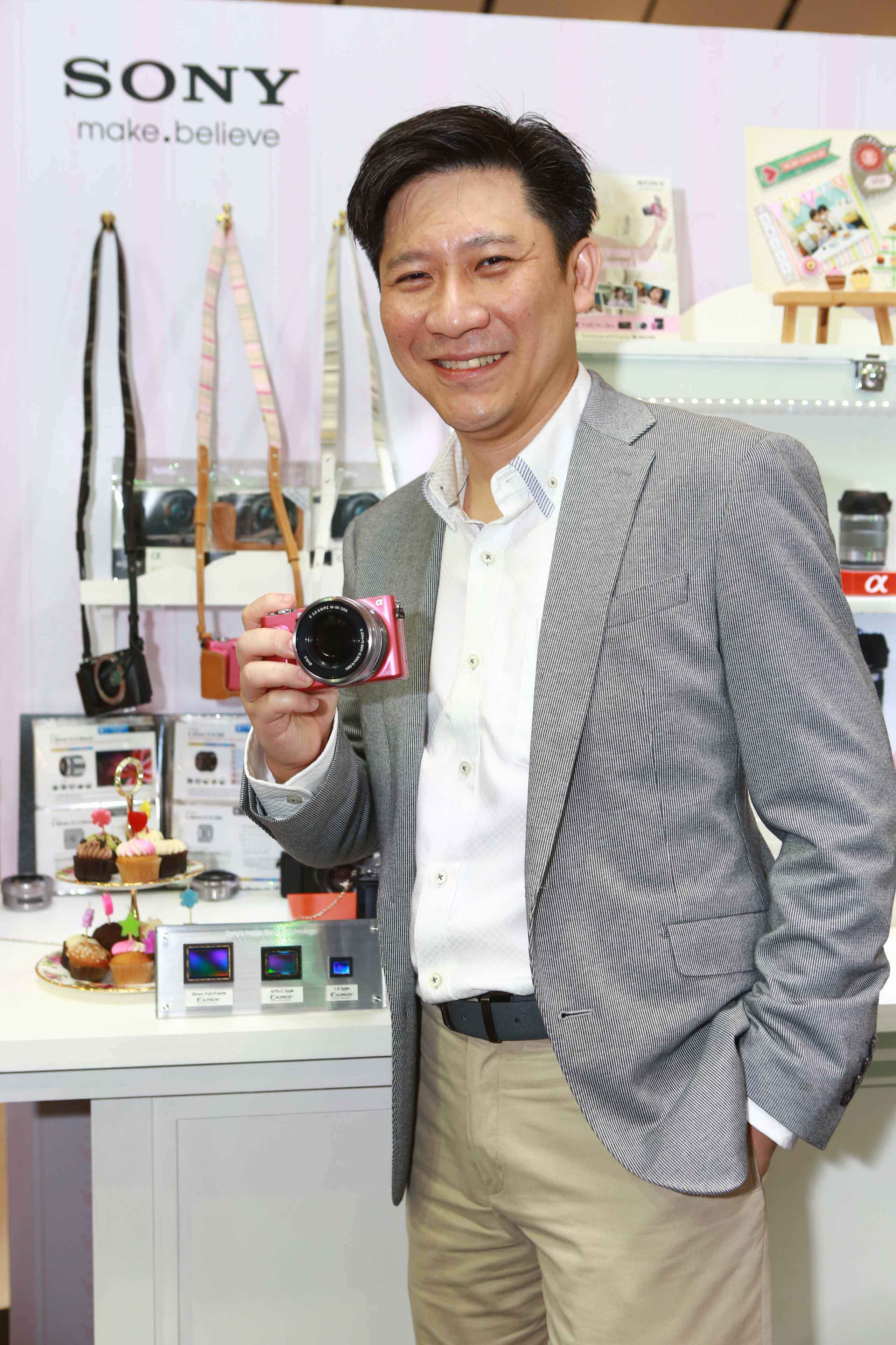 pic_sony-new-camera_010 pic sony new camera 010 โซนี่ไทย ชวนสัมผัสประสบการณ์ใหม่ของการถ่ายภาพ ในงานเปิดตัวกล้องมิเรอร์เลส “NEX 3N” และ กล้อง D SLT A58”