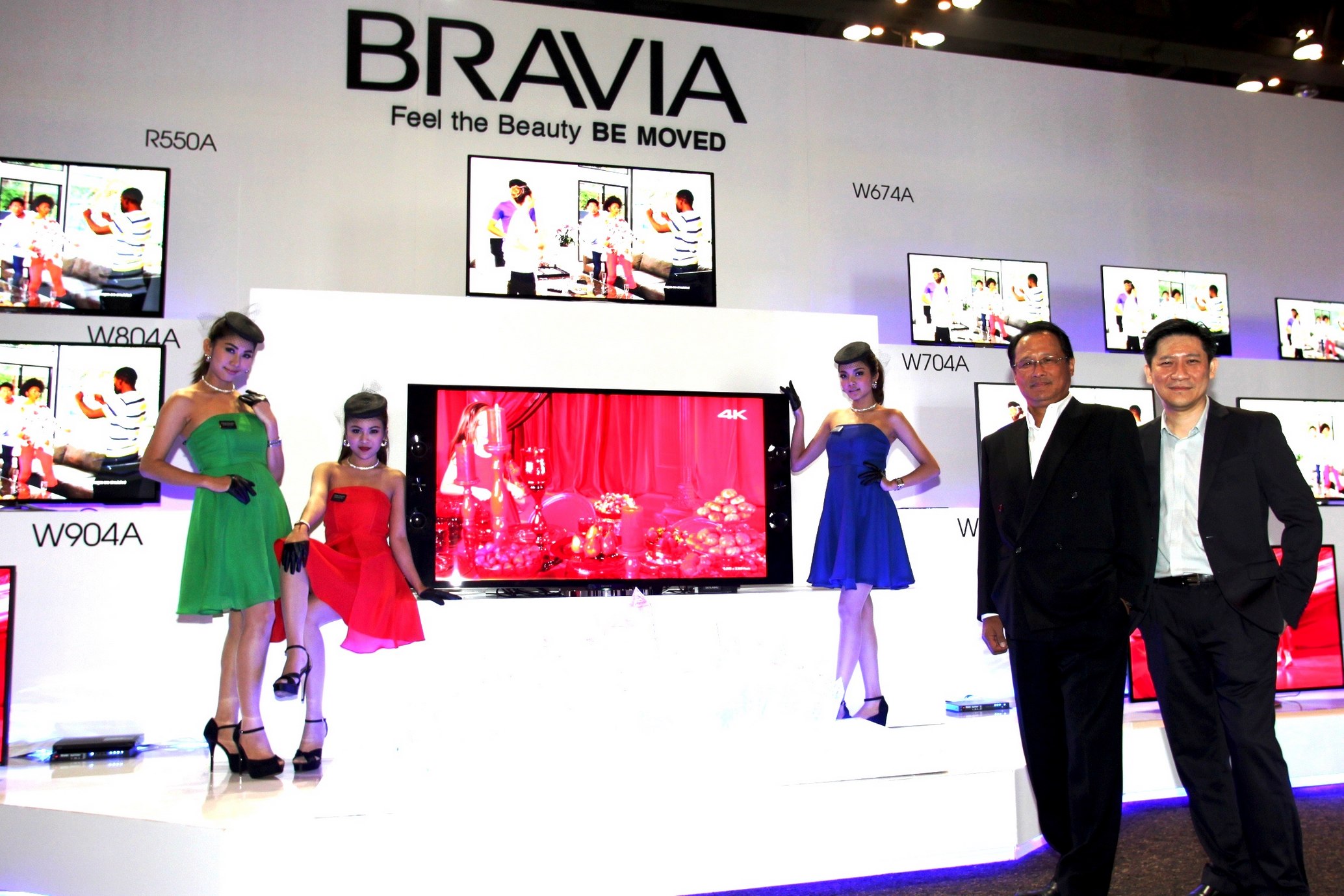 sony1 sony1 โซนี่รุกตลาดปี 2013 เดินหน้าสร้างความแข็งแกร่ง ชูกลยุทธ์ One Touch Entertainment สร้างมิติบันเทิงใหม่ไร้ขีดจำกัดในสัมผัสเดียว