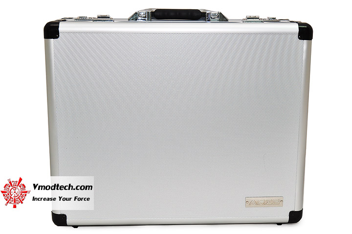 dsc_0748 dsc 0748 ASUS ROG ARES II : dual HD 7970 GPUs and hybrid air/ liquid cooling Review