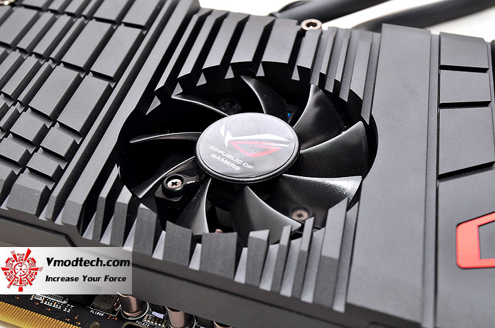 dsc_0777 dsc 0777 ASUS ROG ARES II : dual HD 7970 GPUs and hybrid air/ liquid cooling Review