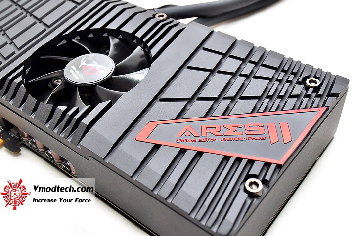 dsc_0781 dsc 0781 ASUS ROG ARES II : dual HD 7970 GPUs and hybrid air/ liquid cooling Review