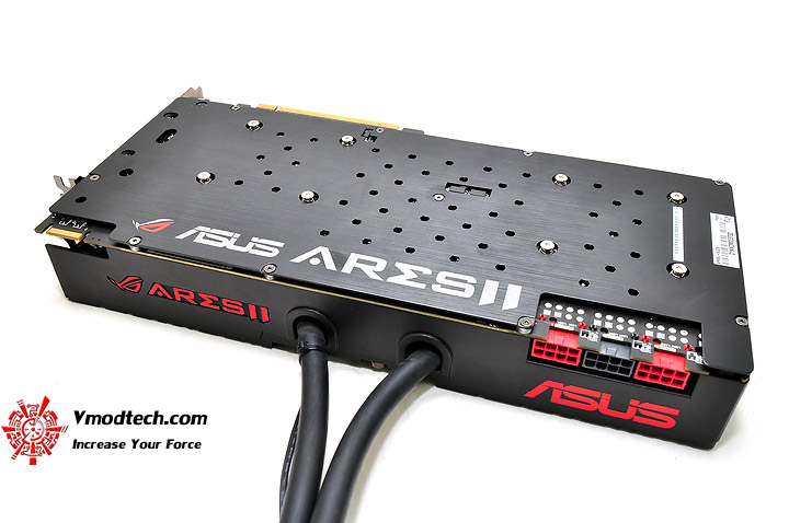 dsc_0811 dsc 0811 ASUS ROG ARES II : dual HD 7970 GPUs and hybrid air/ liquid cooling Review