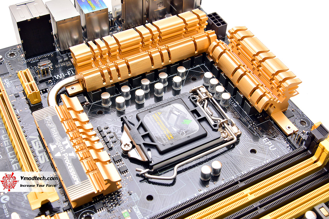 dsc_9209 dsc 9209 ASUS Z87 DELUXE/DUAL Motherboard Review
