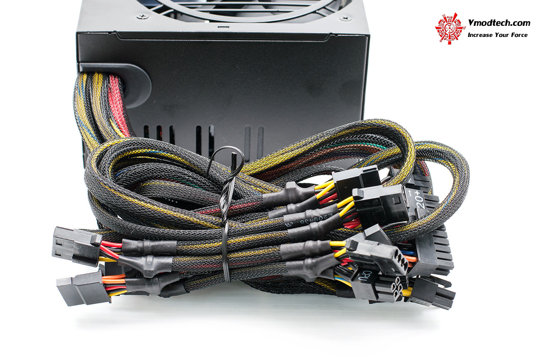 dsc_1129 dsc 1129 EVGA 600B Bronze Power Supply Review