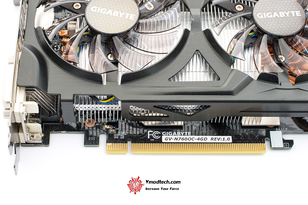 dsc 1154 Gigabyte Geforce GTX760 4GB GDDR5 WINDFORCE SLI Review