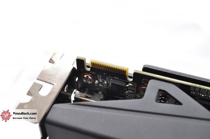 dsc 0273 720x478 POWERCOLOR RADEON R9 270X ON AMD FX 9590 