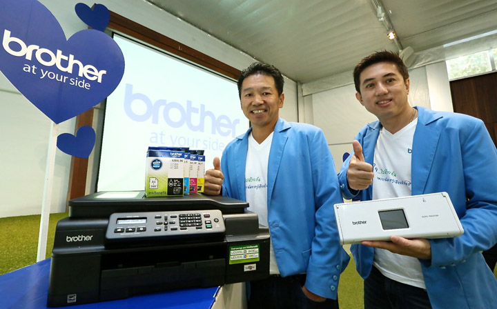 brother-2 brother 2 บราเดอร์ เผยผลประกอบการปี 56 เติบโตขึ้น 11% รุกกลยุทธ์การสร้างแบรนด์ เปิดตัวสินค้าใหม่ ขยายตลาดต่างจังหวัด ใช้ไดเร็คมาร์เก็ตติ้ง เสริมแกร่งงานบริการ หวังเพิ่มยอดสู่ 14% ในปี 57