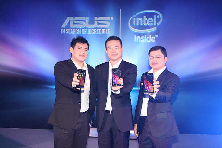 011 011 บรรยากาศงาน ASUS ฉลองเปิดตัว ZenFone ในประเทศไทย เอซุส ประเทศไทย เปิดตัวสมาร์ทโฟนซีรีย์ใหม่ล่าสุด ที่มาพร้อมกับ ASUS ZenUl ให้ผู้ใช้ใช้งานได้ง่ายขึ้น