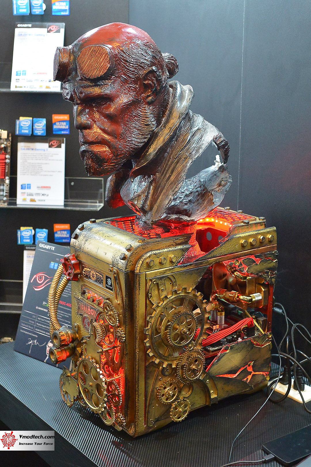 dsc_0543 dsc 0543 PC Case modifications @ COMPUTEX TAIPEI 2014