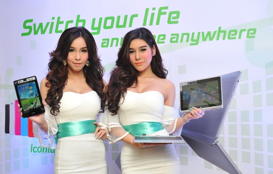 acer   1 ภาพบรรยากาศ งานแถลงข่าวเปิดตัววินโดวส์แท็บเลต Acer Aspire Switch 10 และแอนดรอยด์แท็บเล็ต Acer One 7 (B1 730HD)
