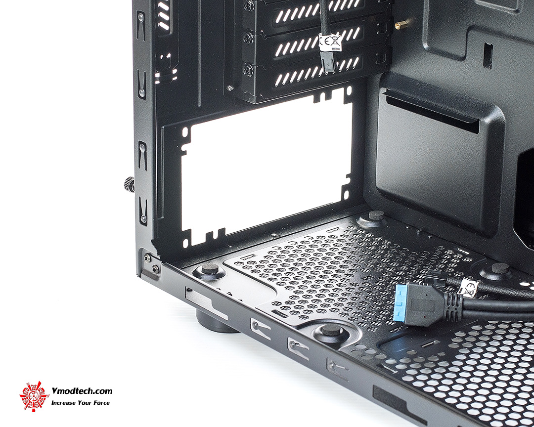 dsc_3103 dsc 3103 UNBOXING Thermaltake Commander G41 Mid Tower Chassis