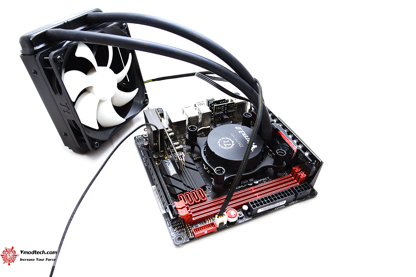 dsc_0895 dsc 0895 Thermaltake Water 3.0 Performer