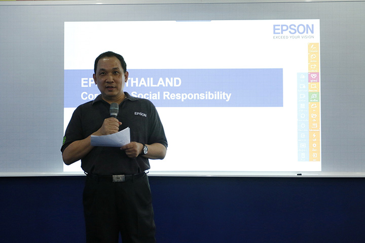 epson-csr_45 epson csr 45 เอปสัน ประเทศไทย ผู้นำตลาดพรินเตอร์และโปรเจ็คเตอร์ของเมืองไทย ฉลองปีพิเศษ ครบรอบ 25 ปี จัดโครงการซีเอสอาร์มอบโซลูชั่น Epson Smart Classroom ให้แก่ 25 โรงเรียนทั่วภูมิภาค มูลค่า รวมกว่า 8 ล้านบาท
