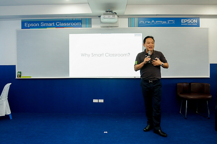 epson-csr_97 epson csr 97 เอปสัน ประเทศไทย ผู้นำตลาดพรินเตอร์และโปรเจ็คเตอร์ของเมืองไทย ฉลองปีพิเศษ ครบรอบ 25 ปี จัดโครงการซีเอสอาร์มอบโซลูชั่น Epson Smart Classroom ให้แก่ 25 โรงเรียนทั่วภูมิภาค มูลค่า รวมกว่า 8 ล้านบาท
