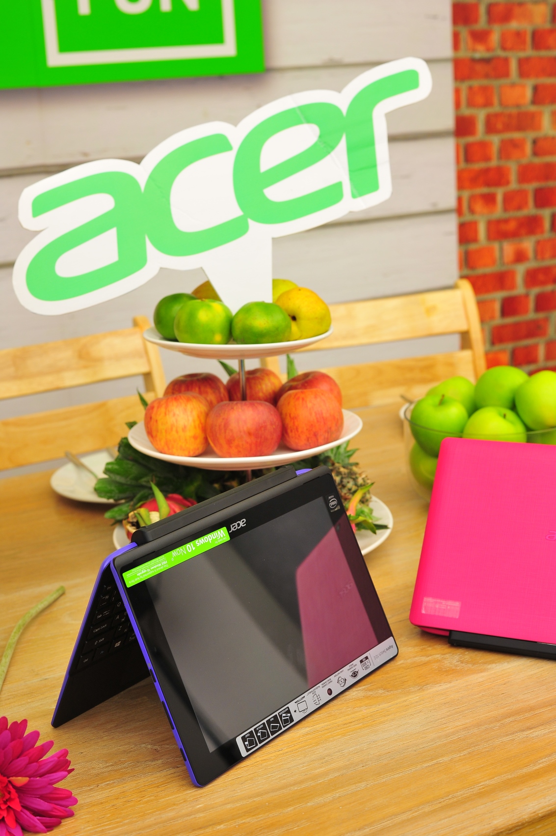 acer__001 acer 001 บรรยากาศงาน งานแถลงข่าวเปิดตัวโน้ตบุ๊ค Acer Aspire E Series และทูอินวัน Acer Switch Series