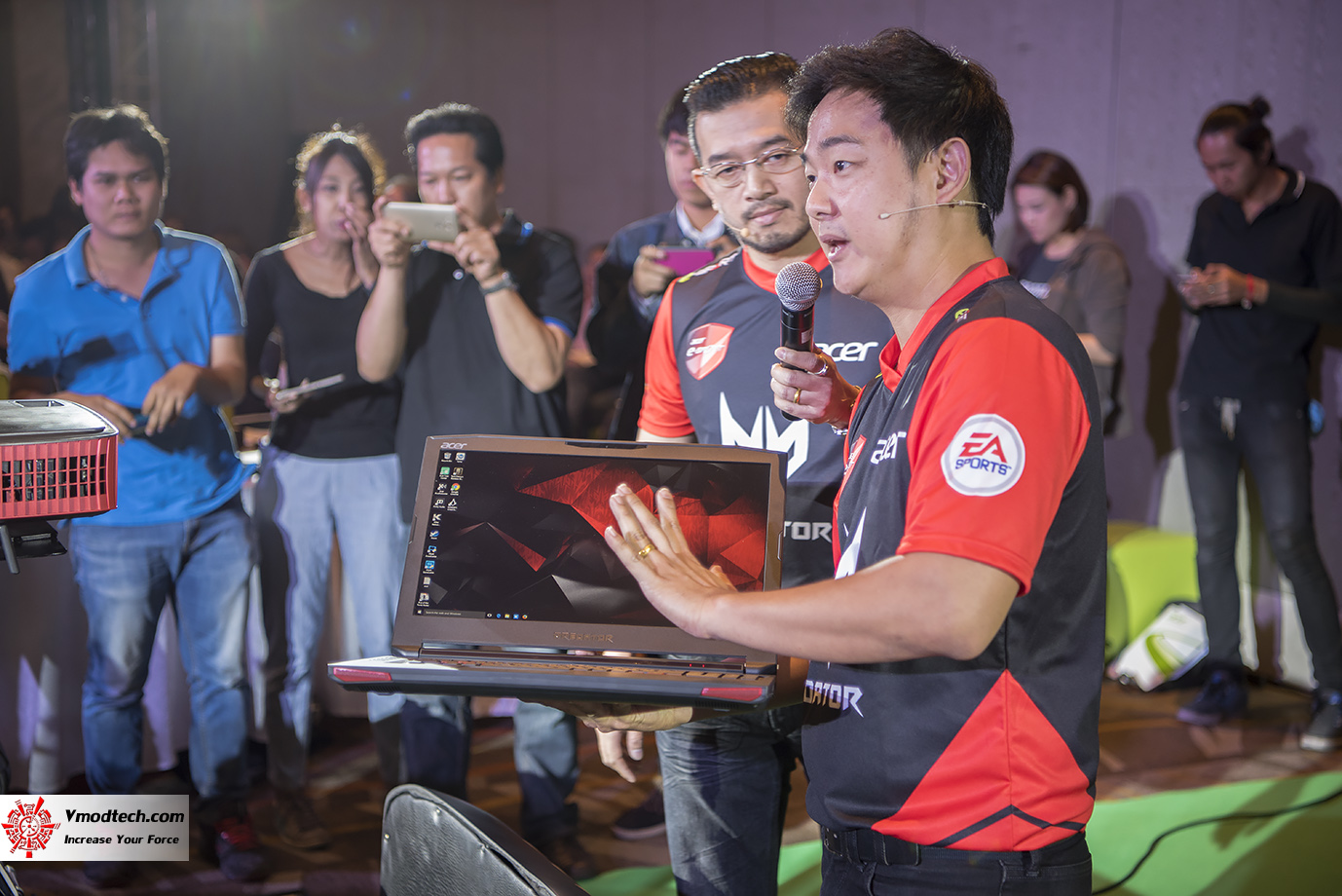 dsc_7645 dsc 7645 Acer ชูแนวคิด Acer “We have…MOREs” เดินหน้าสานต่อธุรกิจไอทีปี 2016