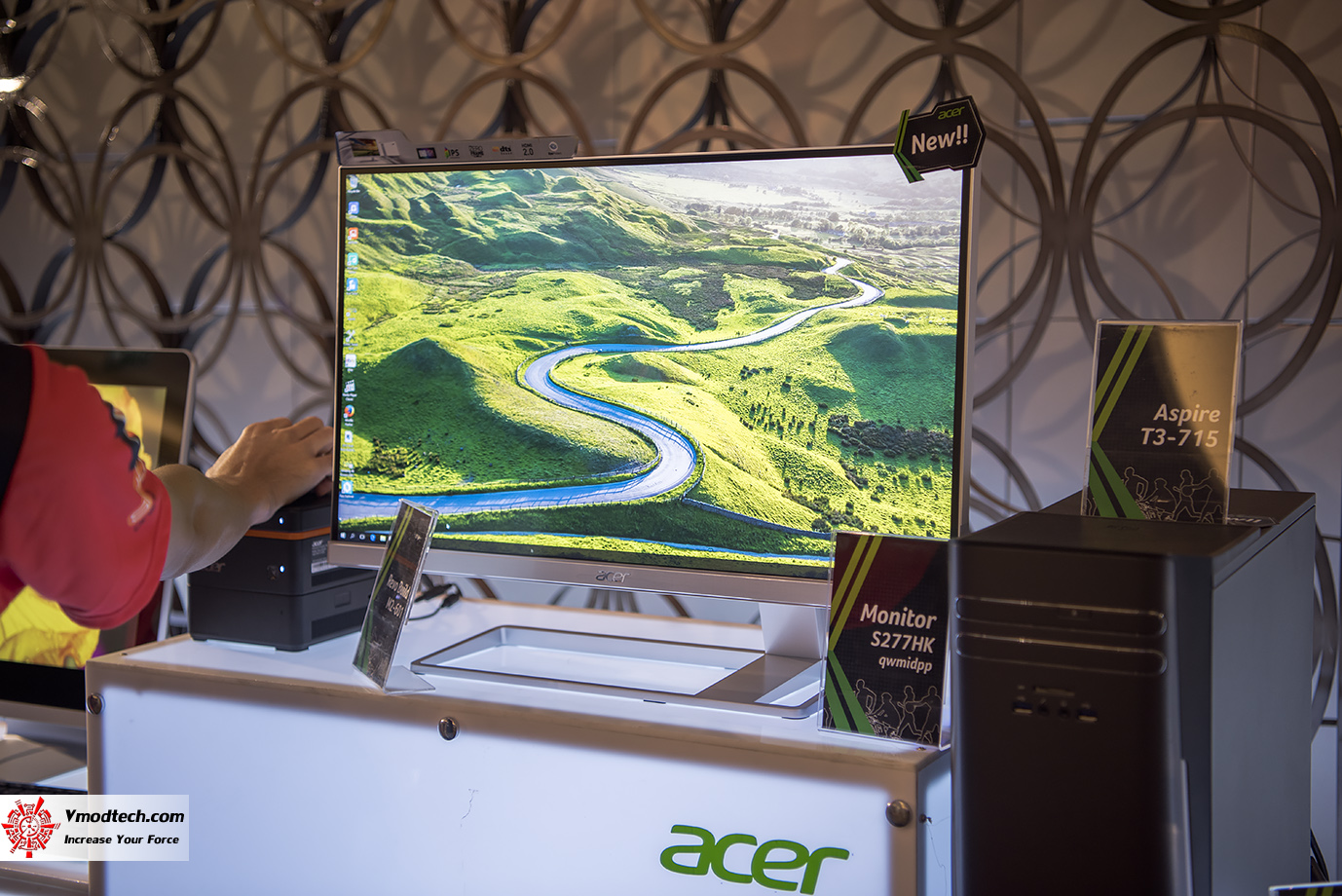 dsc_7712 dsc 7712 Acer ชูแนวคิด Acer “We have…MOREs” เดินหน้าสานต่อธุรกิจไอทีปี 2016