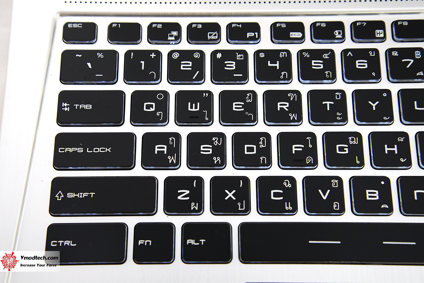 dsc_2097 dsc 2097 MSI PX60 6QD Notebook Review