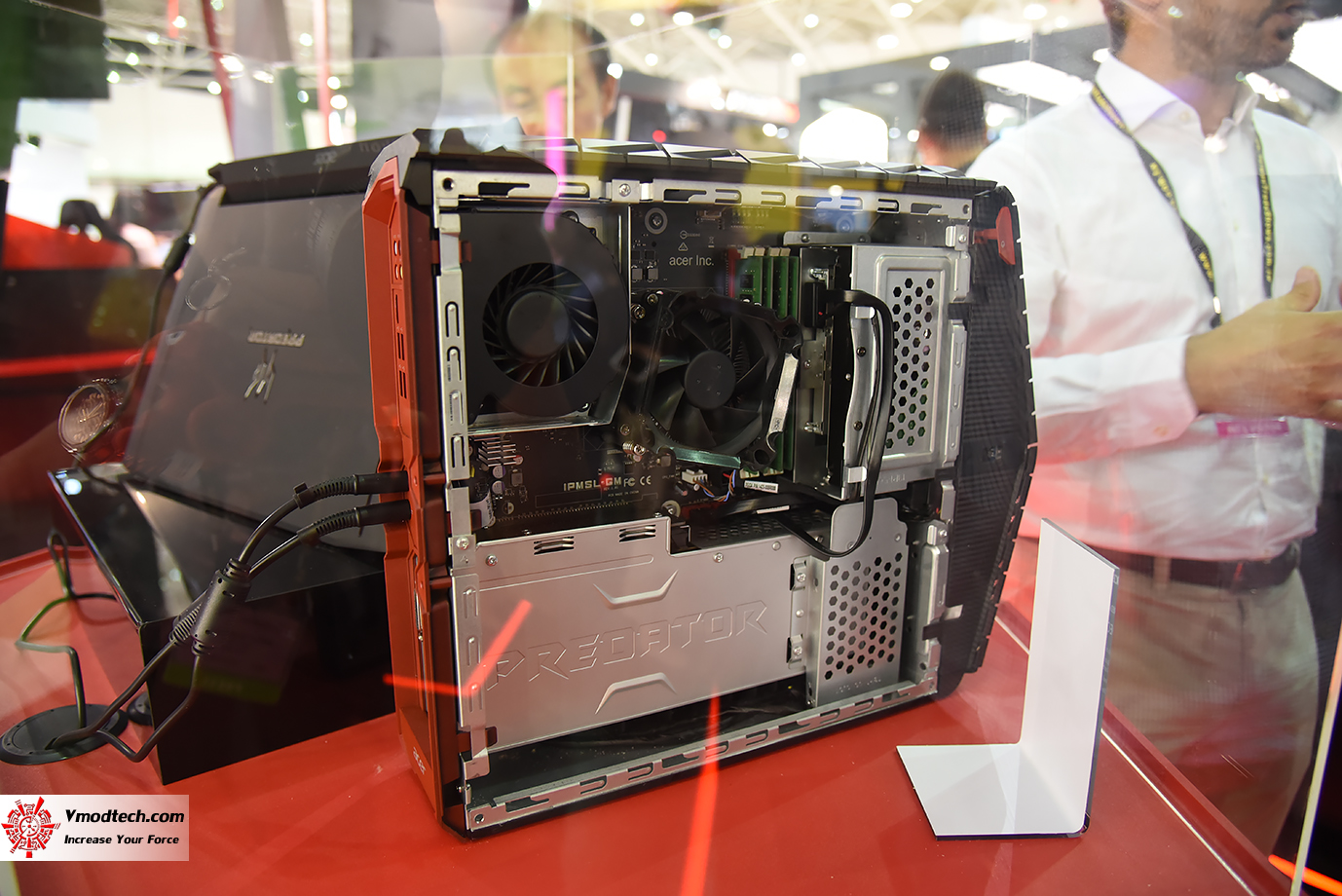 dsc_0102-copy dsc 0102 copy Predator Booth @Computex 2016