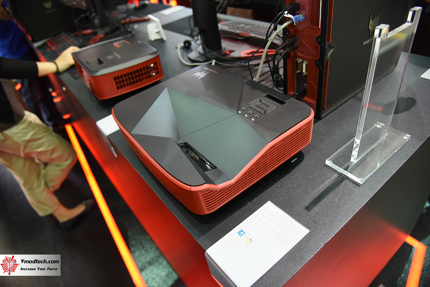 dsc_0105-copy dsc 0105 copy Predator Booth @Computex 2016