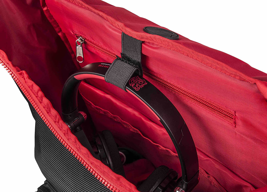 tt-esports-battle-dragon-utility-backpack_-5 tt esports battle dragon utility backpack 5 Tt eSPORTS ออกผลิตภัณฑ์กระเป๋า New Battle Dragon Utility Backpack Edition ใหม่ล่าสุดเพื่อเกมส์เมอร์ตัวจริง