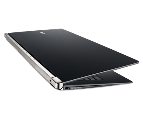 acer-aspire-v-nitro-vn7-571-photogallery-05 acer aspire v nitro vn7 571 photogallery 05 ACER ลดราคาโน๊ตบุ๊คซีรี่ย์ V Nitro ทุกรุ่นกับส่วนลดถึง 3,000 บาททั่วประเทศไทยกับสเปกแรงๆ Intel core i7 6700HQ กับการ์ดจอ GTX 960M ในราคา 3หมื่นนิดๆเท่านั้น